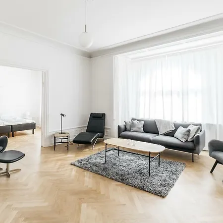 200 M2 Apartment Close To Tivoli And The Harbourfront Appartement Kopenhagen