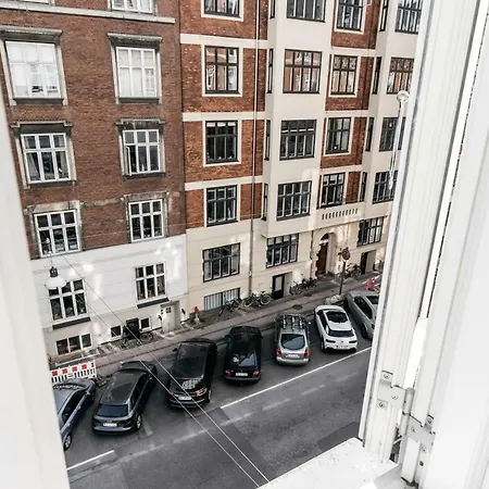 200 M2 Apartment Close To Tivoli And The Harbourfront Appartement Kopenhagen